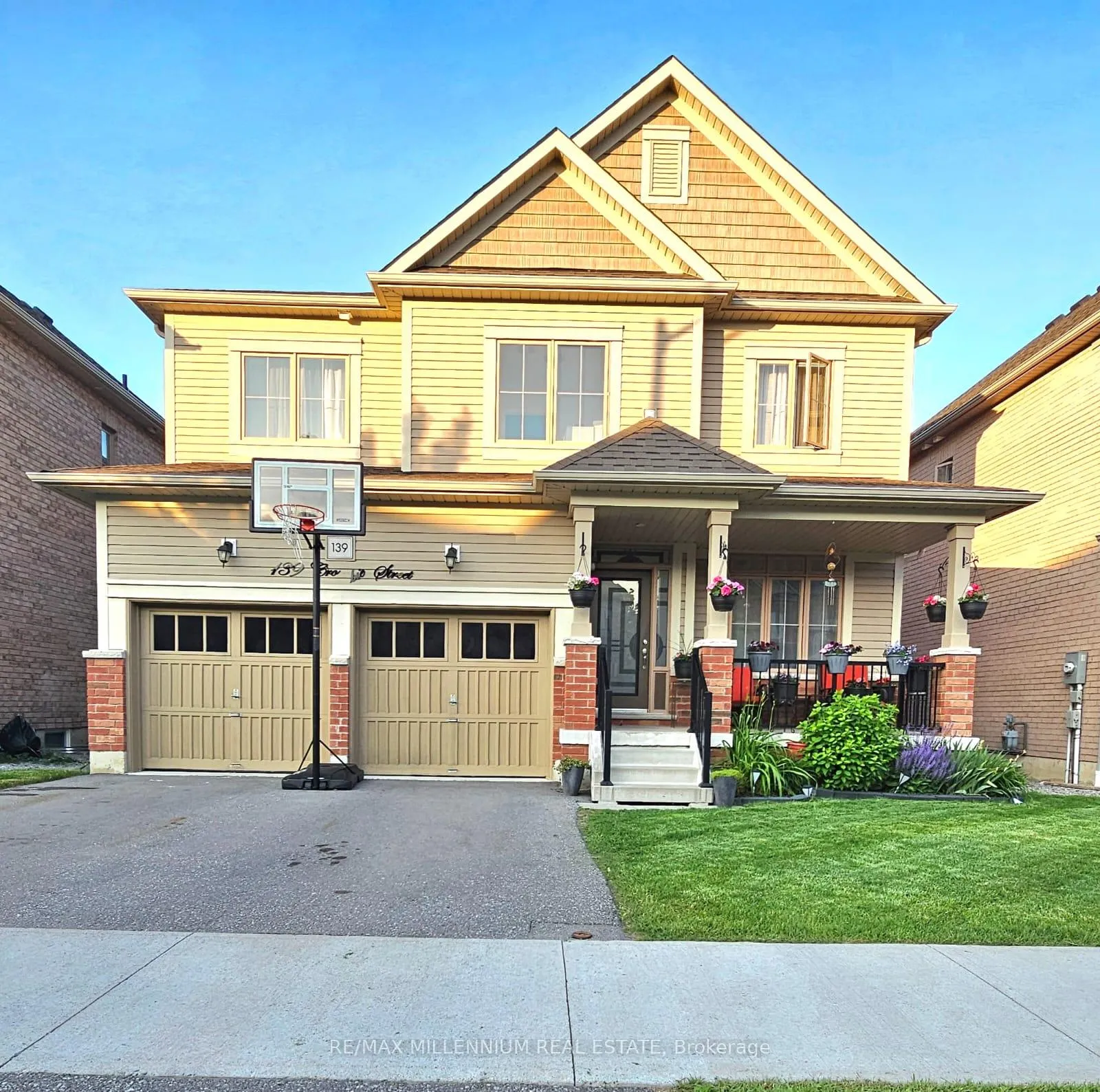 Photo 1 of 139 Crombie Street, Clarington, Bowmanville — HOMEH
