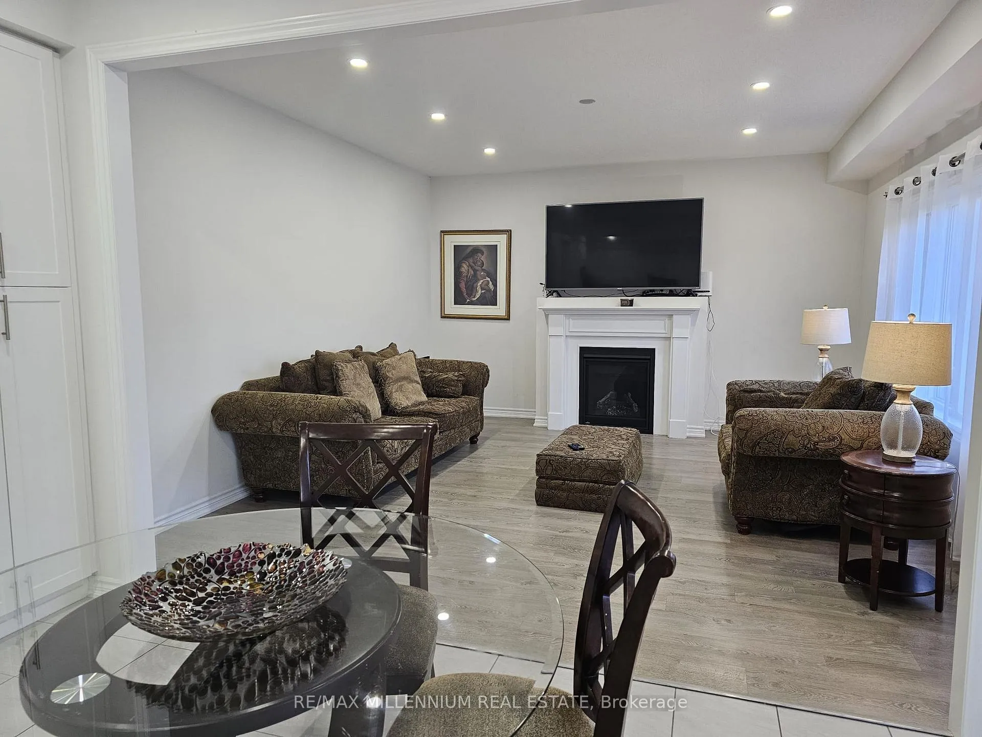 Photo 9 of 139 Crombie Street, Clarington, Bowmanville — HOMEH