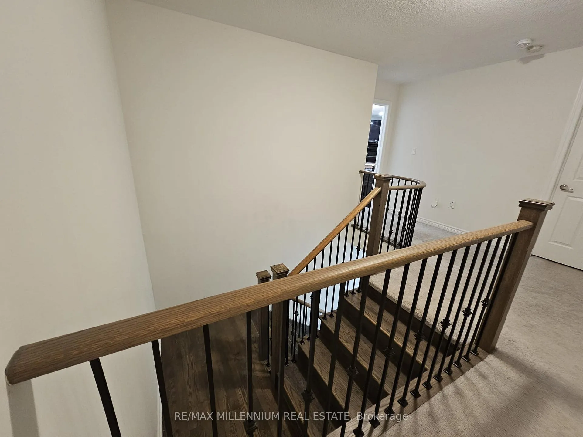 Photo 18 of 139 Crombie Street, Clarington, Bowmanville — HOMEH