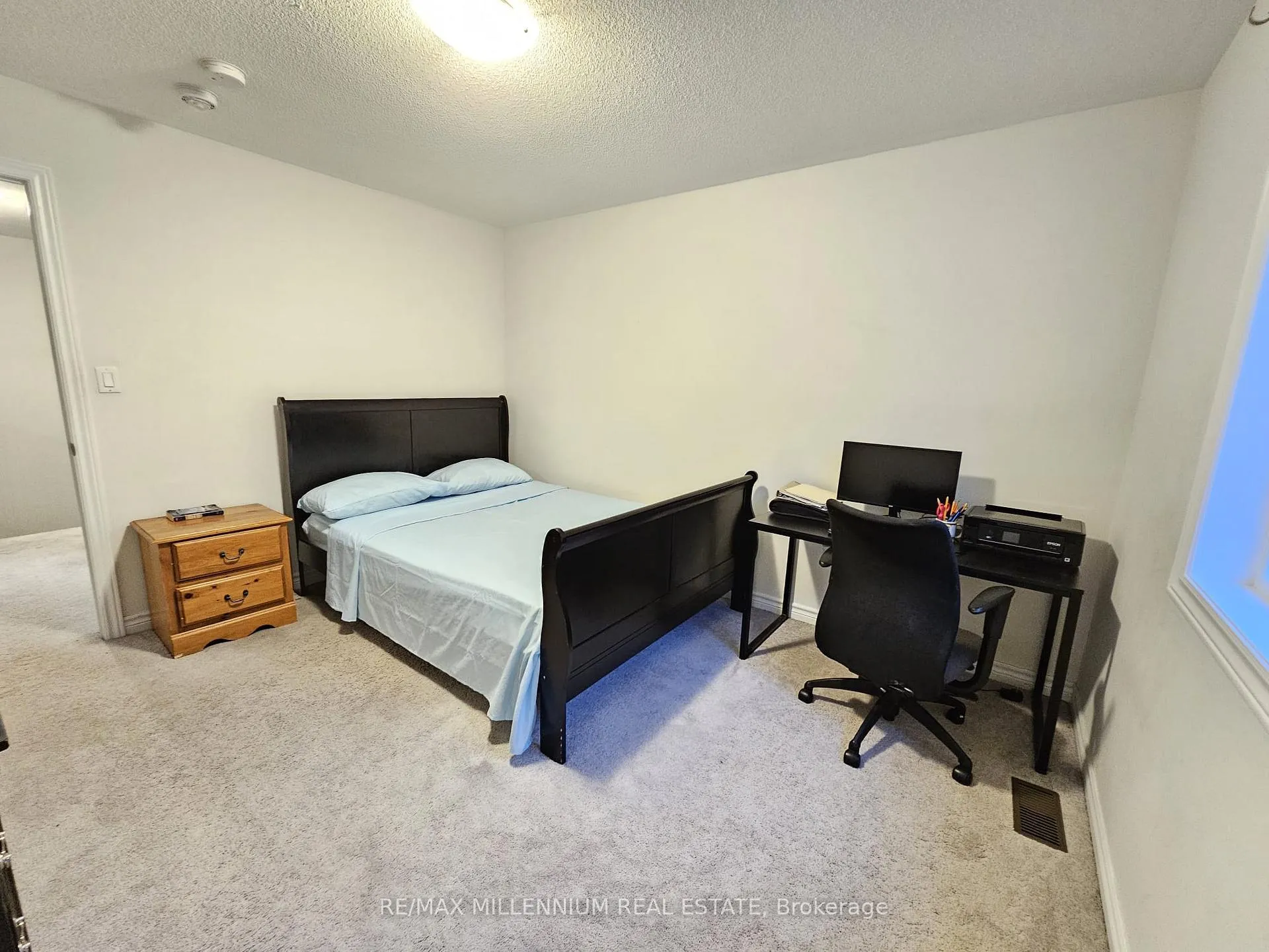 Photo 34 of 139 Crombie Street, Clarington, Bowmanville — HOMEH