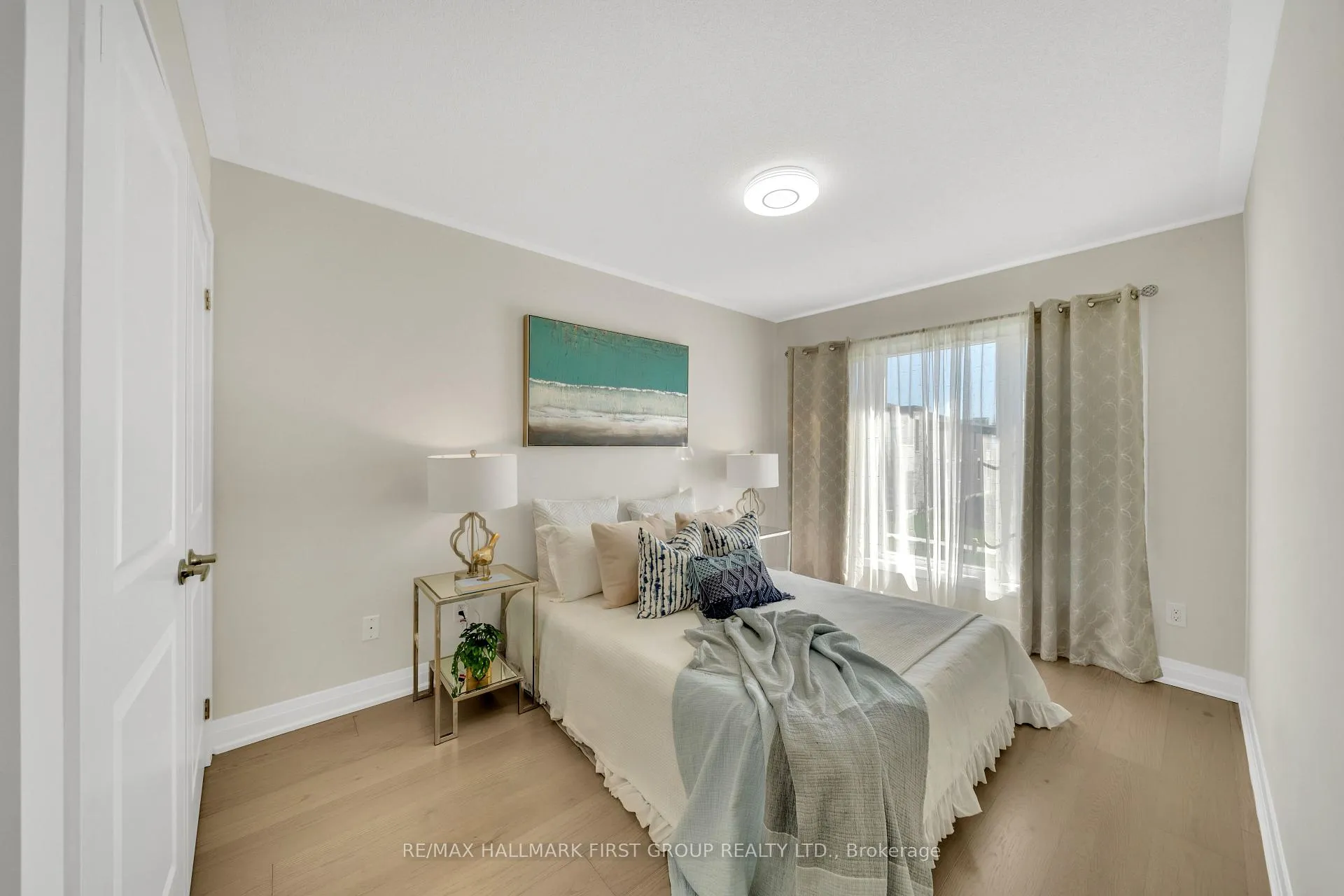 Photo 23 of 126 Pine Gate Place, Whitby, Williamsburg — HOMEH
