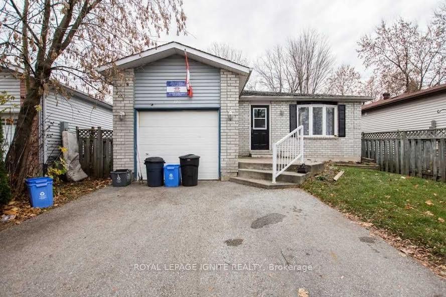 Photo 1 of Unit Room#3U, 170 Hickling Trail, Barrie, Grove East — HOMEH