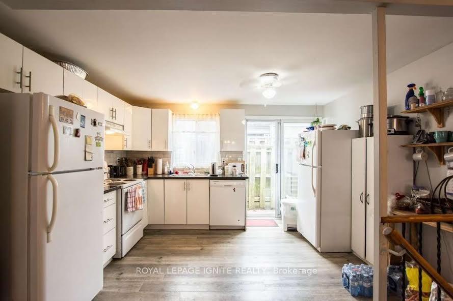 Photo 3 of Unit Room#3U, 170 Hickling Trail, Barrie, Grove East — HOMEH