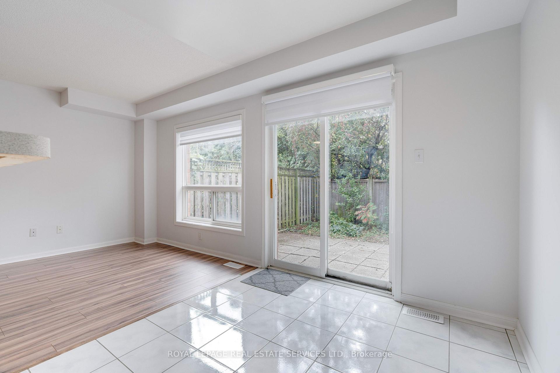 Photo 9 of 626 Iris Court, Burlington, Shoreacres — HOMEH