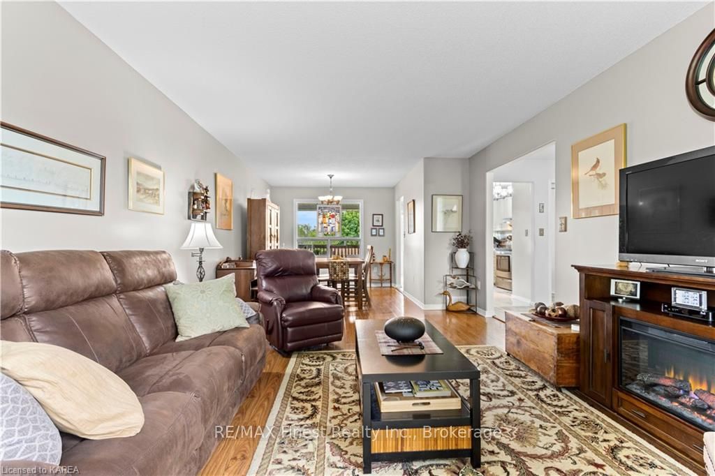 Photo 7 of 671 Macdonald Drive, Gananoque — HOMEH