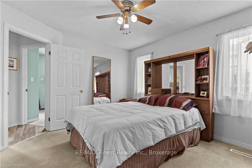 Photo 17 of 671 Macdonald Drive, Gananoque — HOMEH