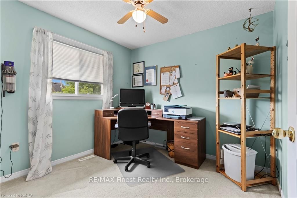 Photo 20 of 671 Macdonald Drive, Gananoque — HOMEH