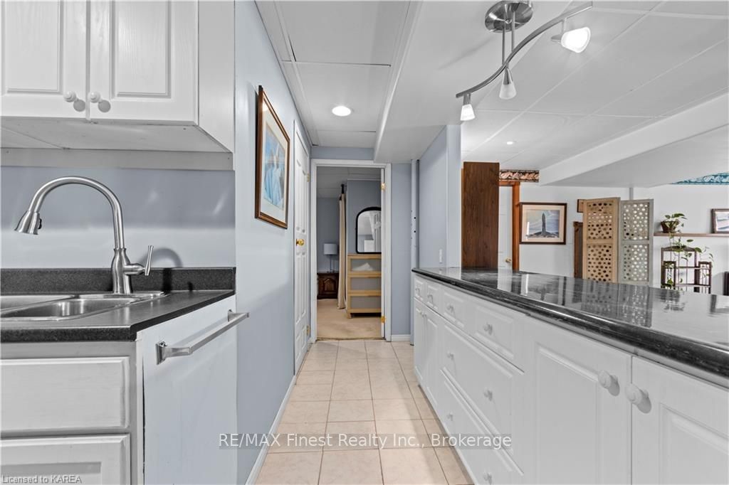 Photo 30 of 671 Macdonald Drive, Gananoque — HOMEH