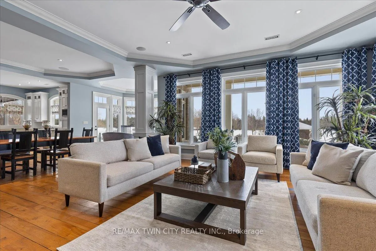 Photo 3 of 1532 Concession Rd 6 W, Hamilton, Rural Flamborough — HOMEH