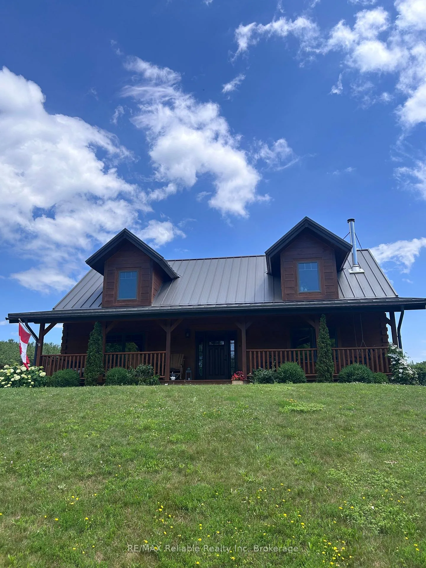 Photo 2 of 76630 Wildwood Line, Bluewater, Bayfield — HOMEH