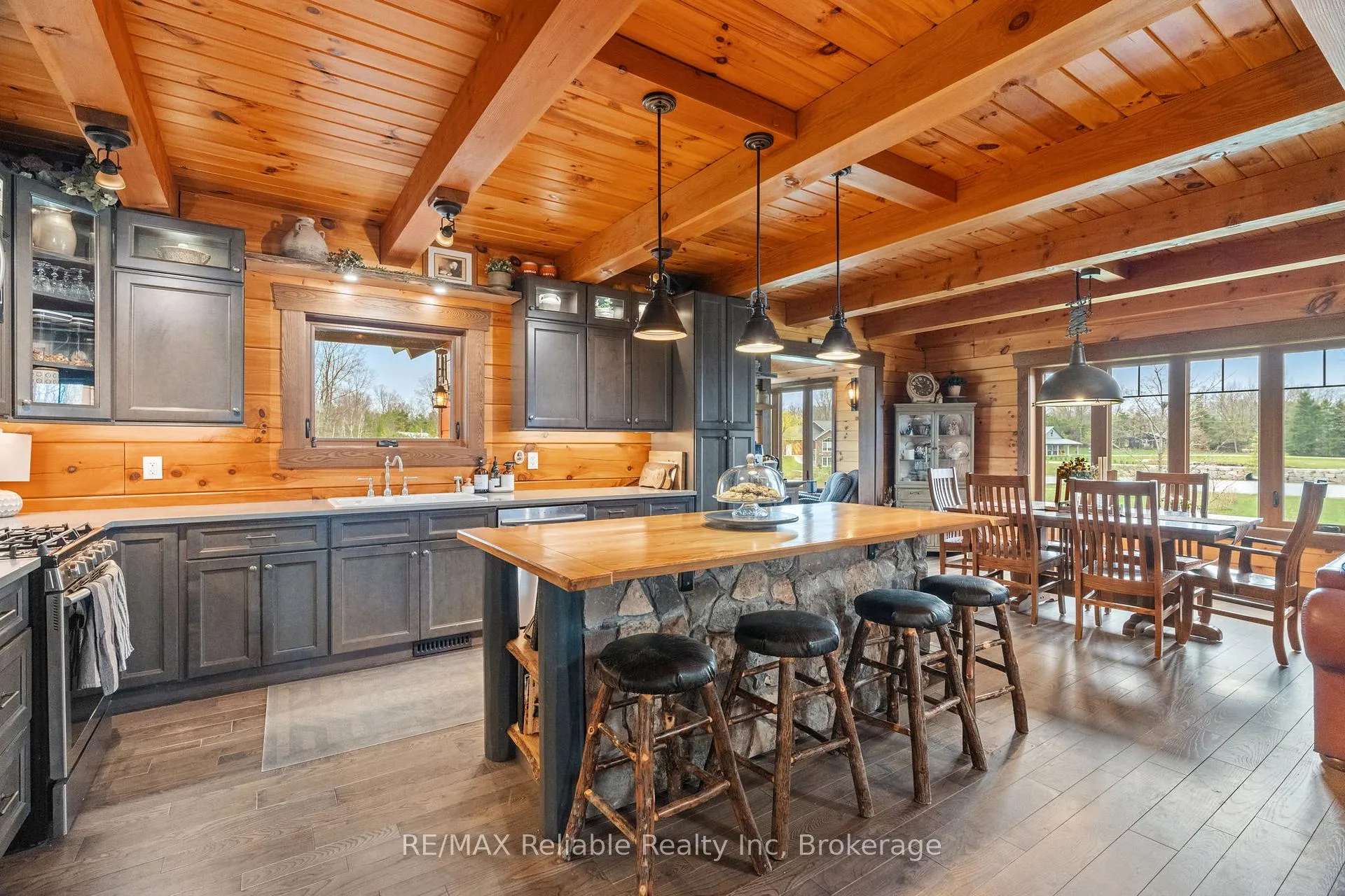 Photo 17 of 76630 Wildwood Line, Bluewater, Bayfield — HOMEH