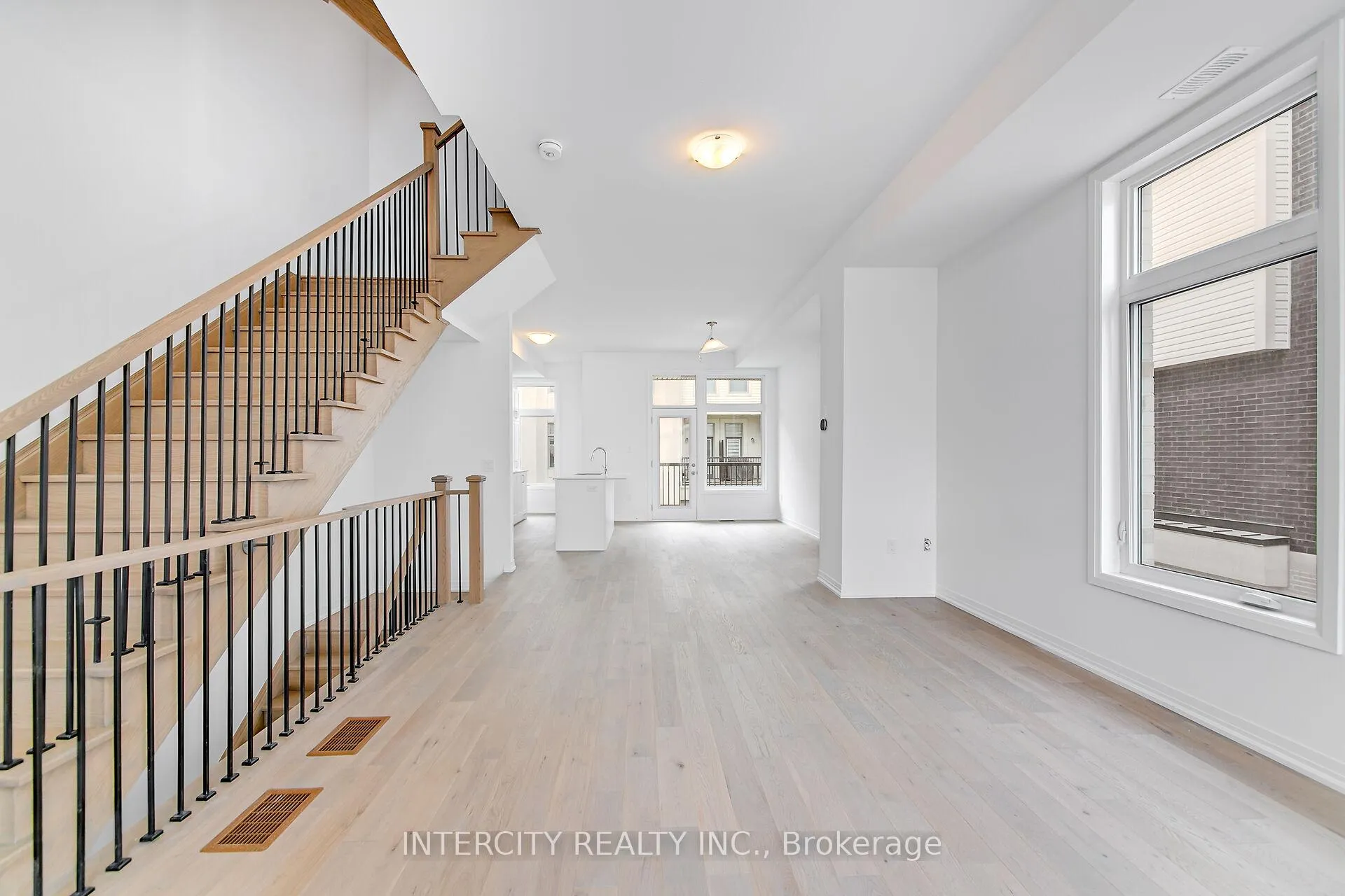 Photo 10 of 29 Albert Firman Lane, Markham, Cachet — HOMEH