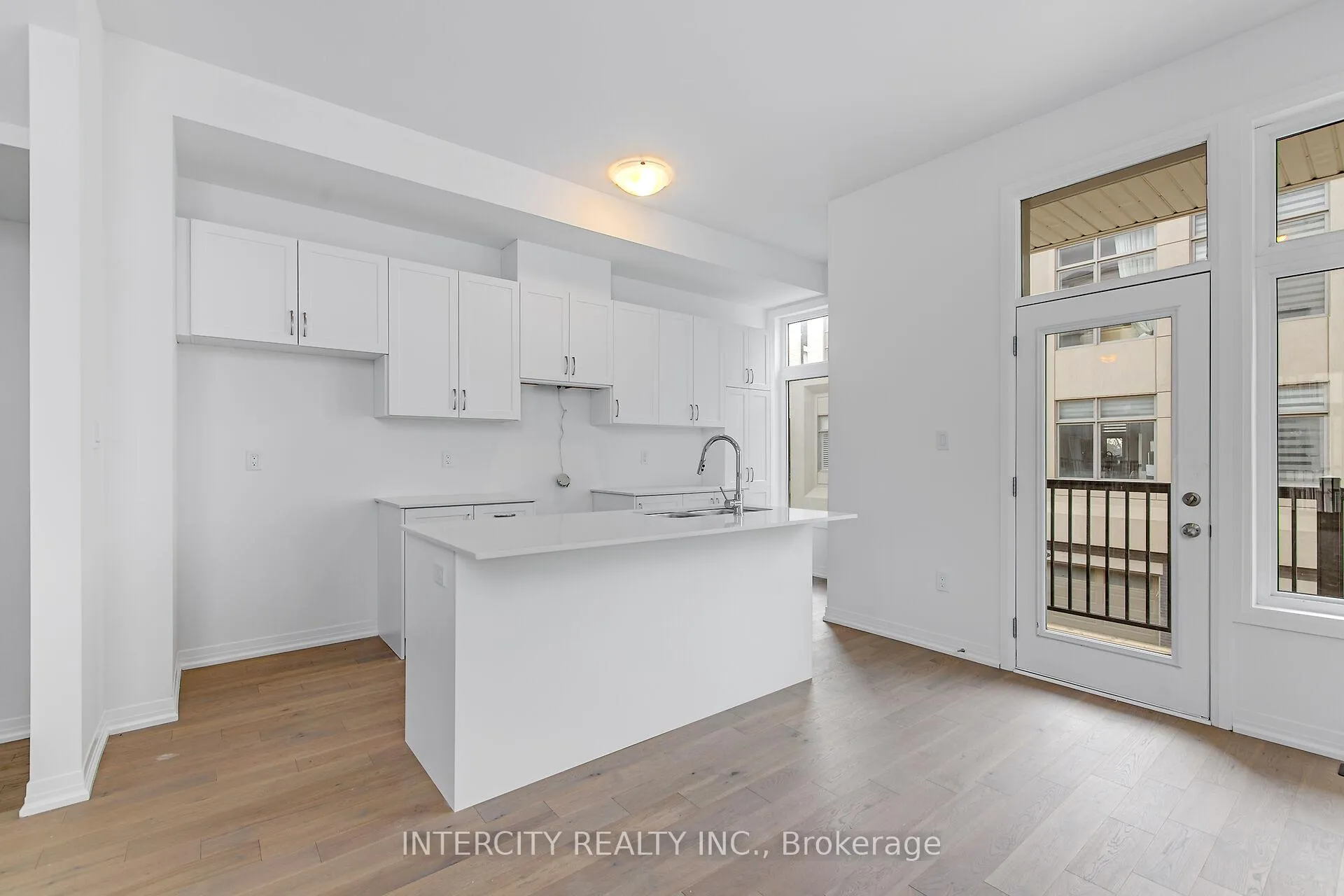 Photo 13 of 29 Albert Firman Lane, Markham, Cachet — HOMEH