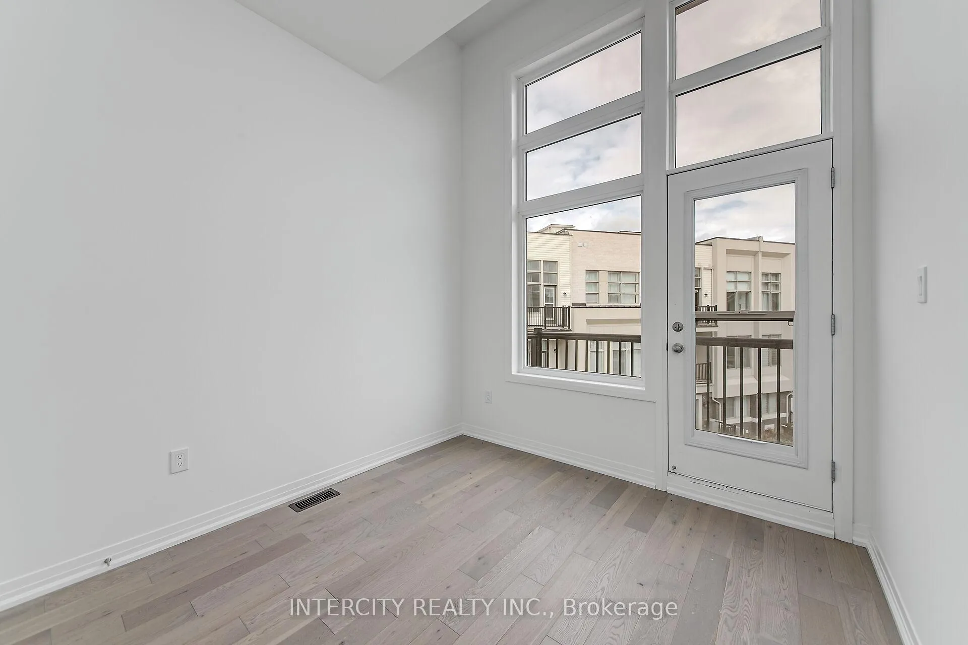 Photo 28 of 29 Albert Firman Lane, Markham, Cachet — HOMEH