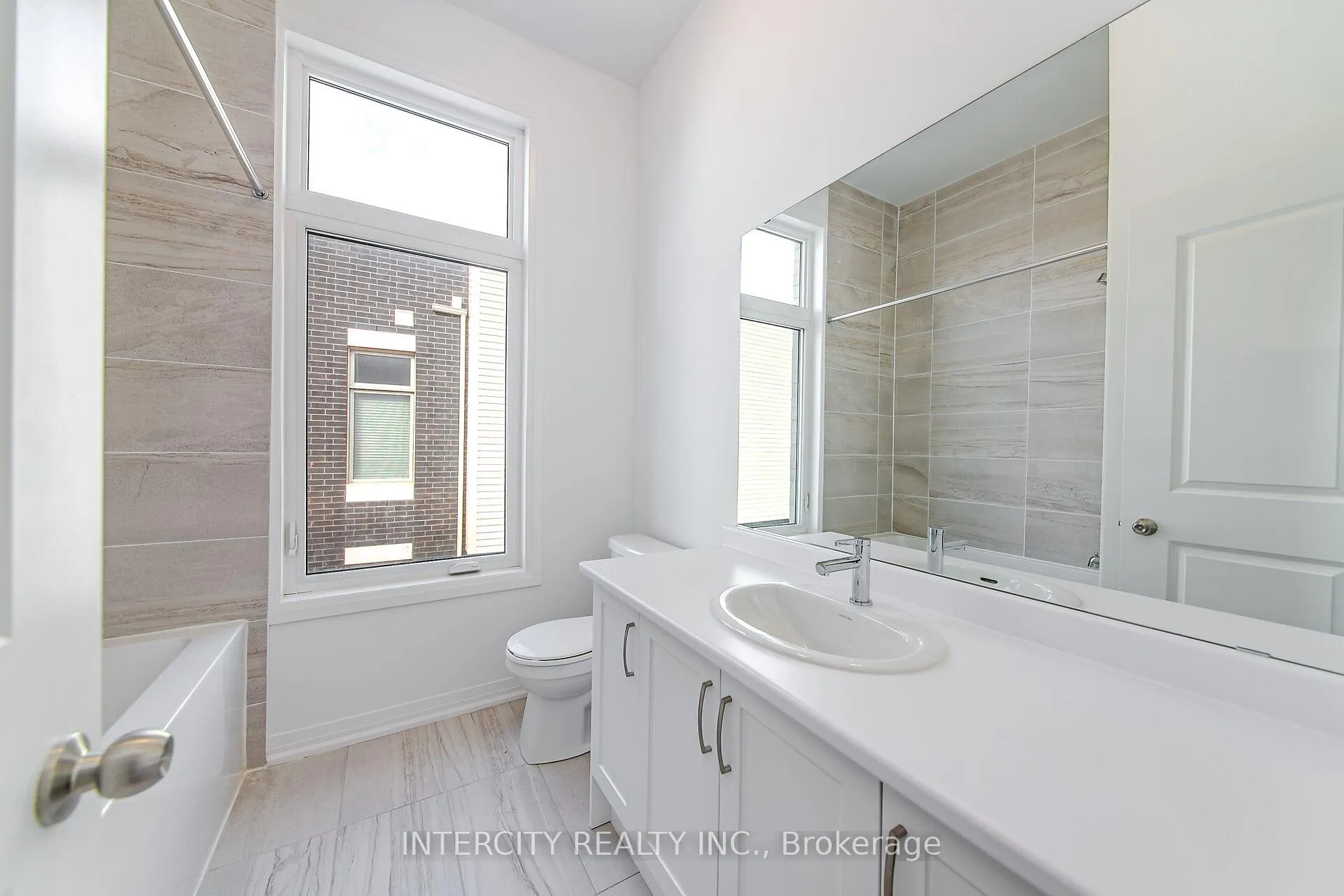 Photo 30 of 29 Albert Firman Lane, Markham, Cachet — HOMEH