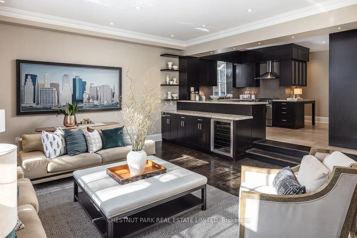 Photo 9 of 406 Glenayr Road, Toronto, Forest Hill South — HOMEH