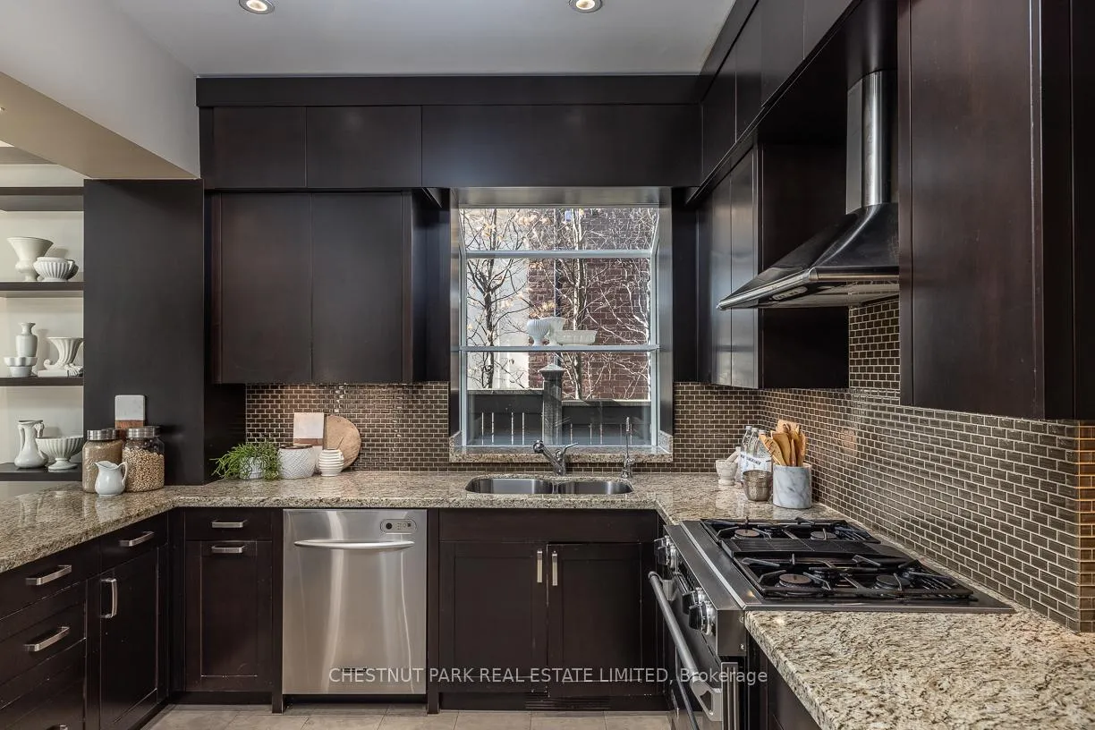Photo 11 of 406 Glenayr Road, Toronto, Forest Hill South — HOMEH