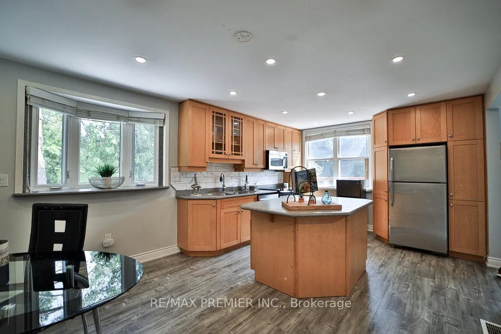 Photo 4 of 270 Conlin Road E, Oshawa, Kedron — HOMEH