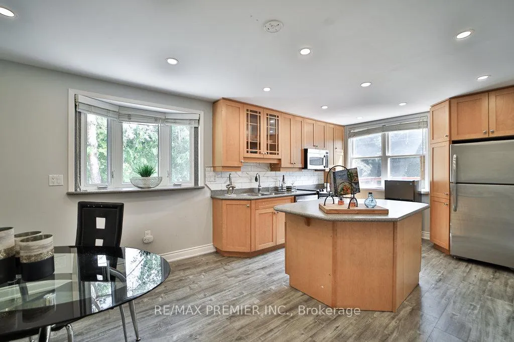 Photo 5 of 270 Conlin Road E, Oshawa, Kedron — HOMEH
