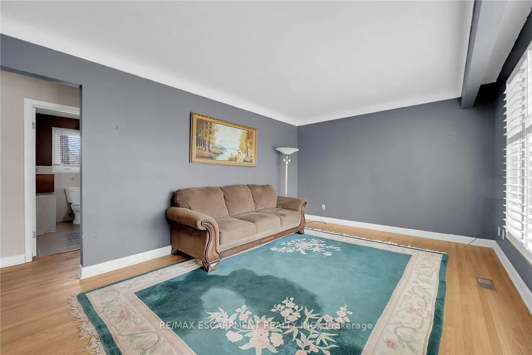 Photo 16 of 9 Gavin Drive, St. Catharines, Bunting/Linwell — HOMEH