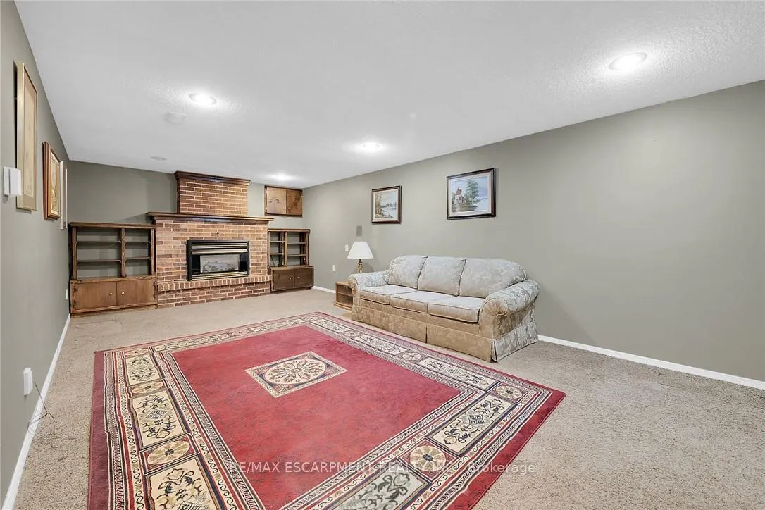 Photo 26 of 9 Gavin Drive, St. Catharines, Bunting/Linwell — HOMEH