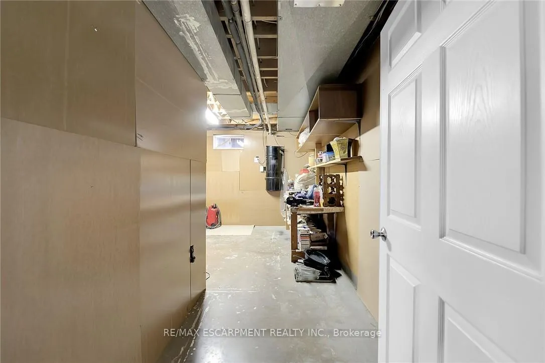 Photo 34 of 9 Gavin Drive, St. Catharines, Bunting/Linwell — HOMEH