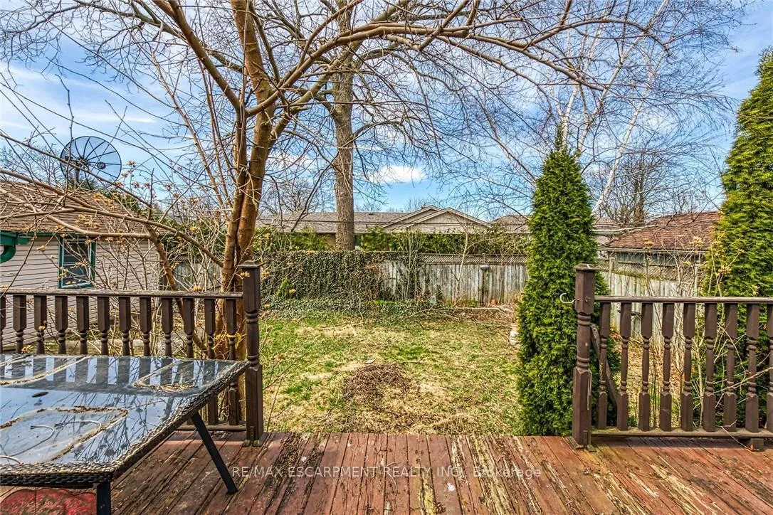 Photo 41 of 9 Gavin Drive, St. Catharines, Bunting/Linwell — HOMEH