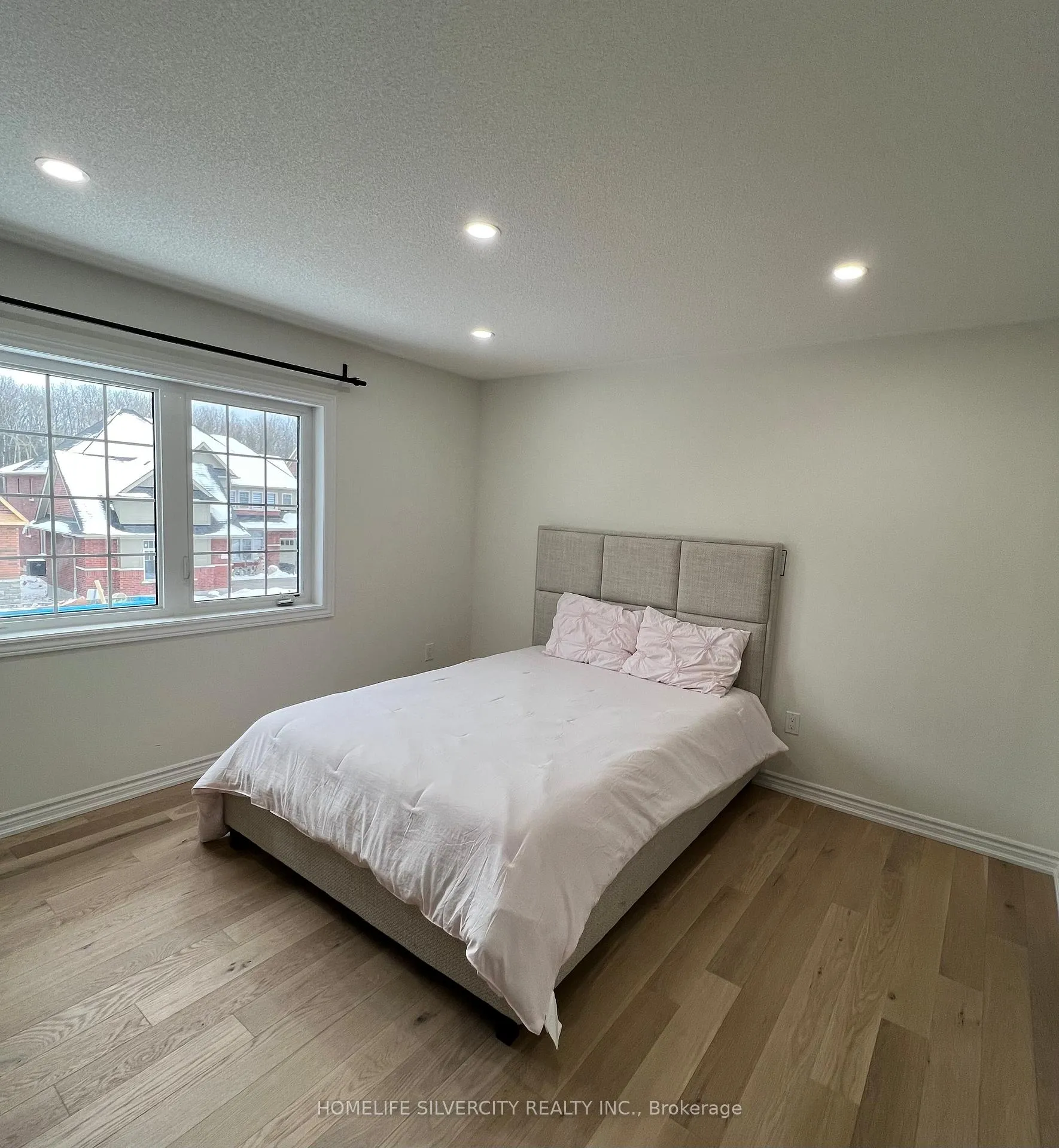 Photo 18 of 115 Rugman Crescent, Springwater, Centre Vespra — HOMEH