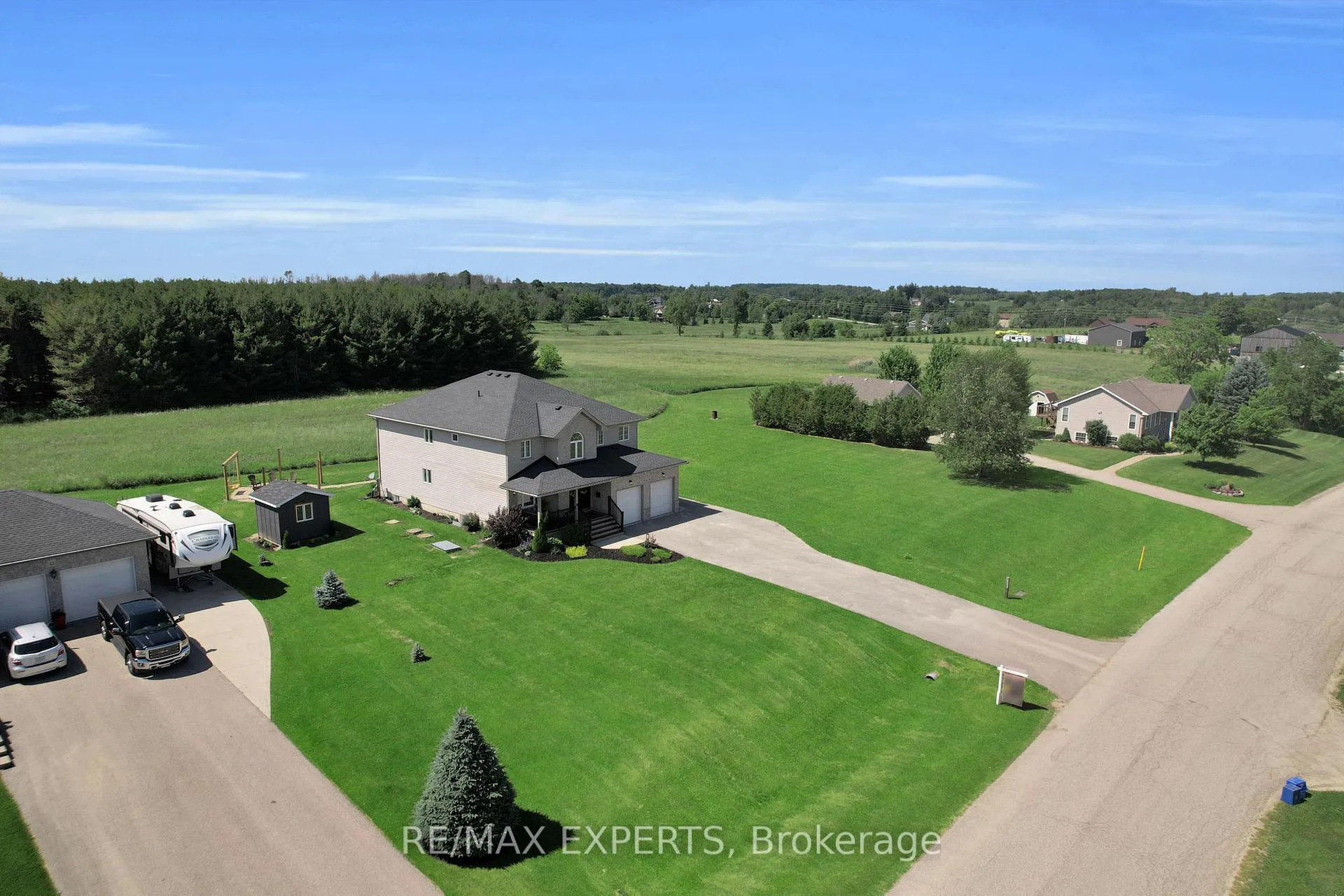 Photo 3 of 46 Scenic Drive, Mapleton, Rural Mapleton — HOMEH