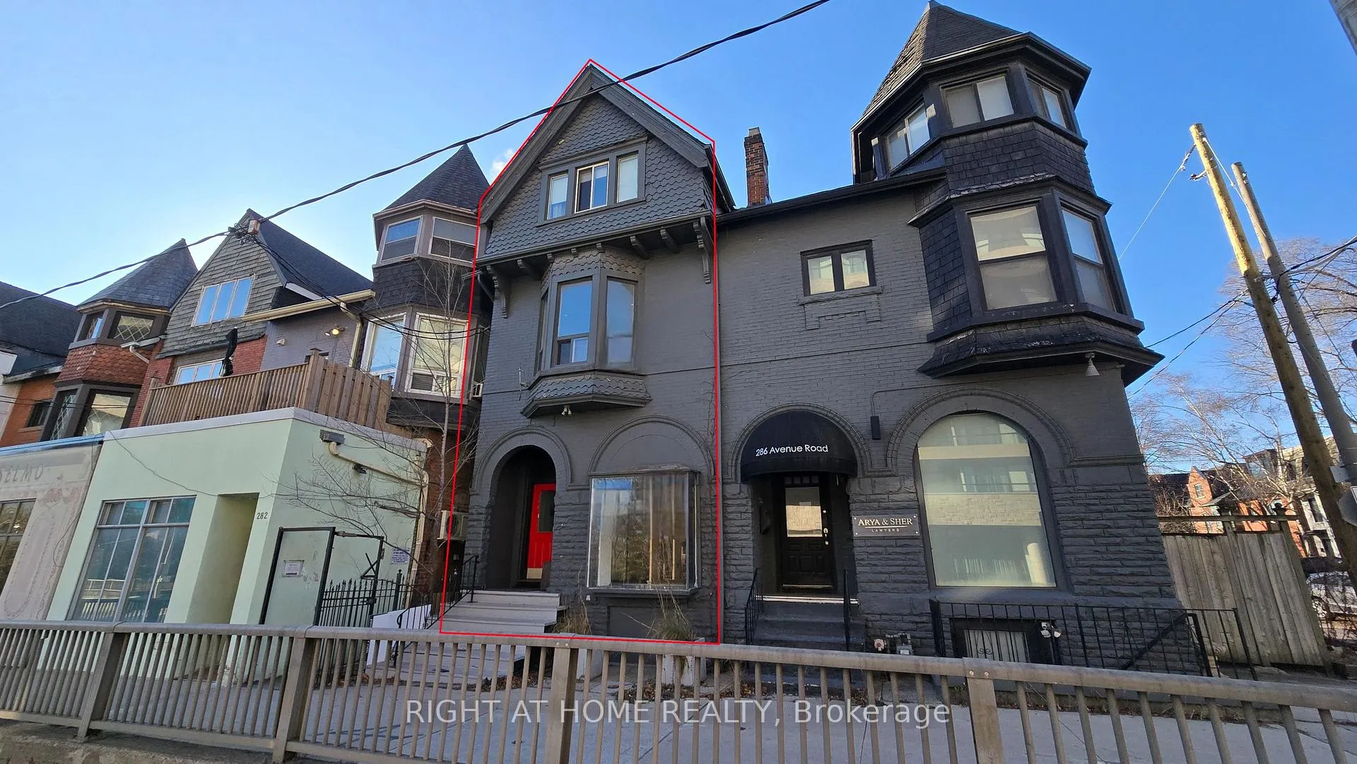 Photo 1 of 284 Avenue Road, Toronto, Casa Loma — HOMEH