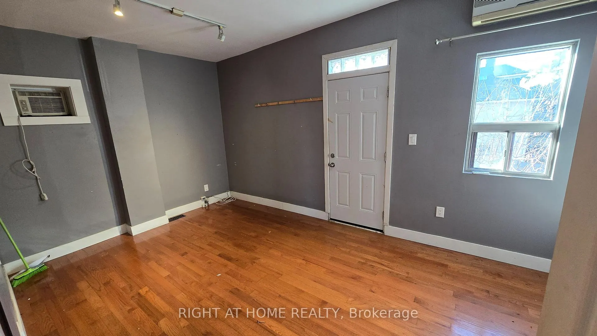 Photo 14 of 284 Avenue Road, Toronto, Casa Loma — HOMEH