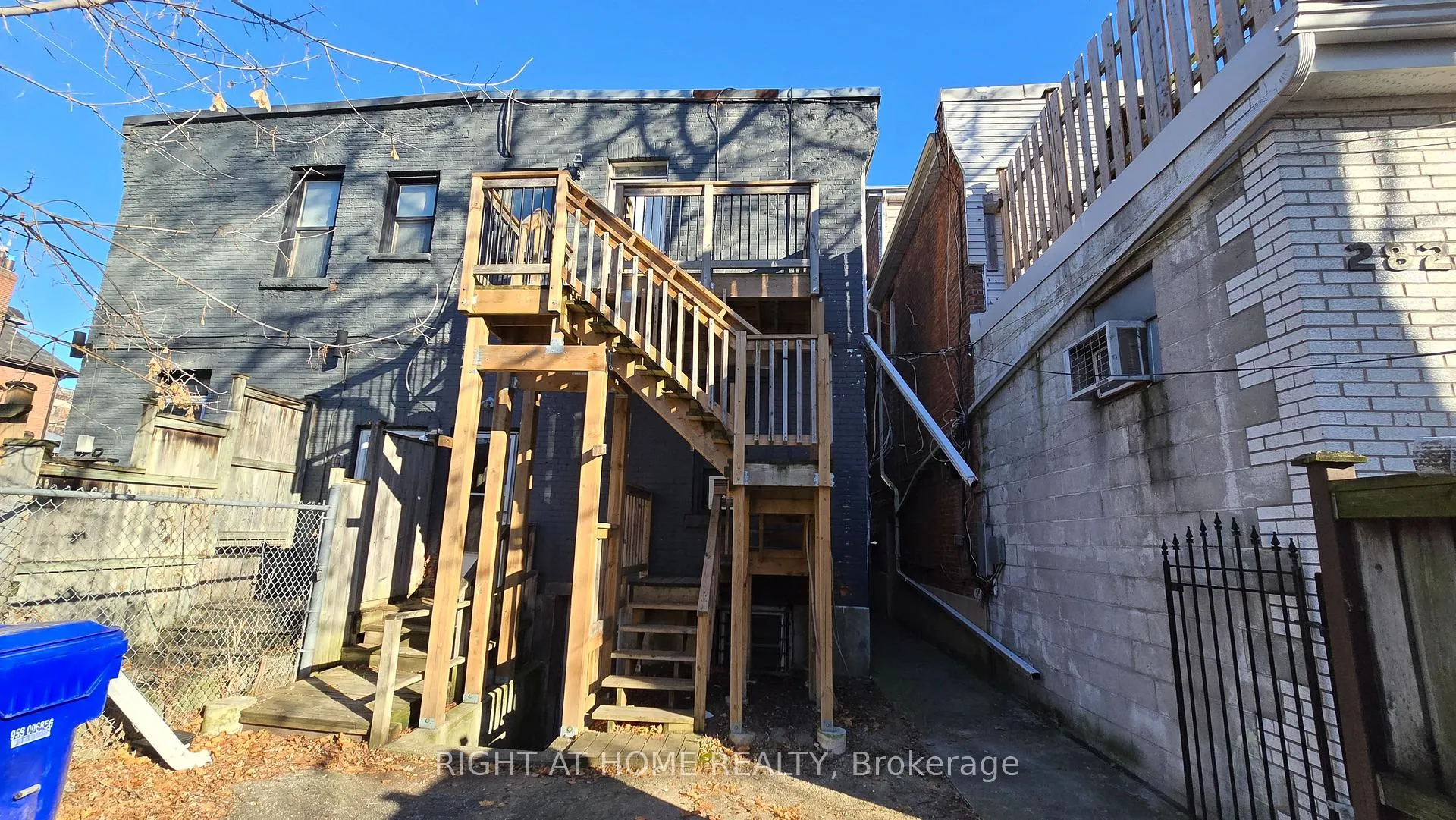 Photo 23 of 284 Avenue Road, Toronto, Casa Loma — HOMEH