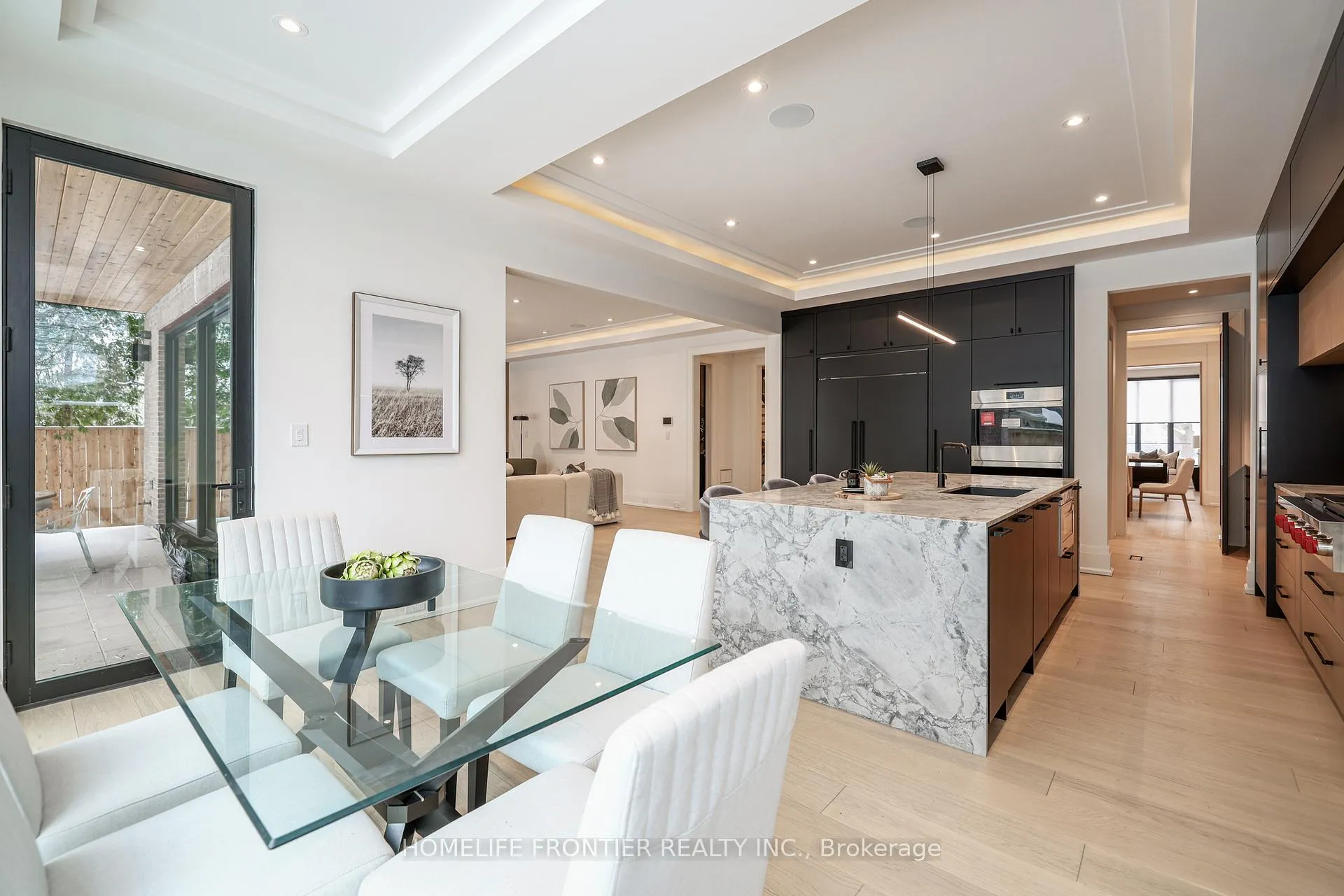 Photo 12 of 44 Alexandra Boulevard, Toronto, Lawrence Park South — HOMEH