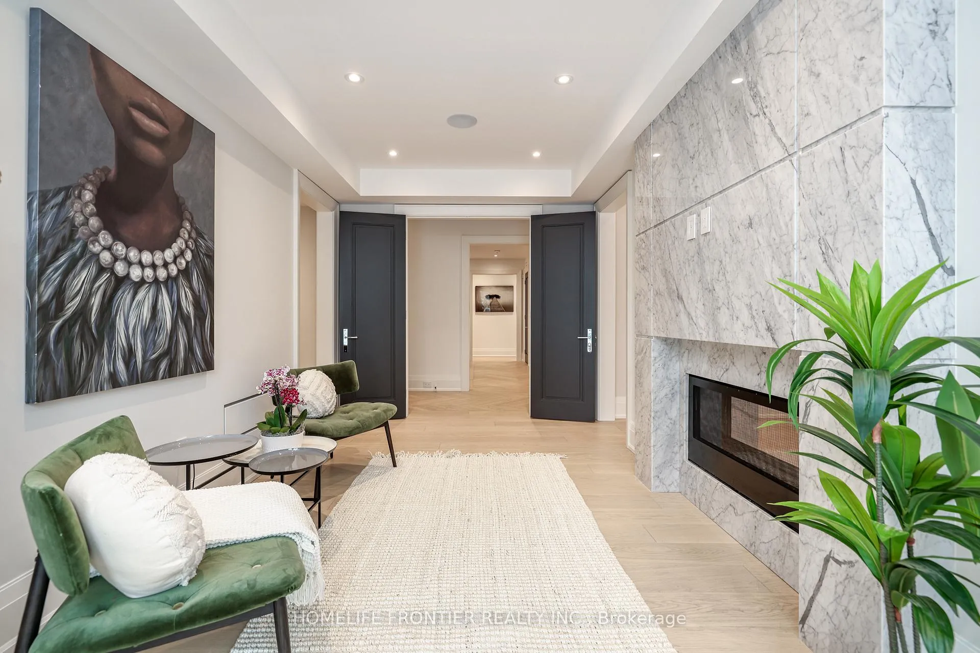 Photo 17 of 44 Alexandra Boulevard, Toronto, Lawrence Park South — HOMEH