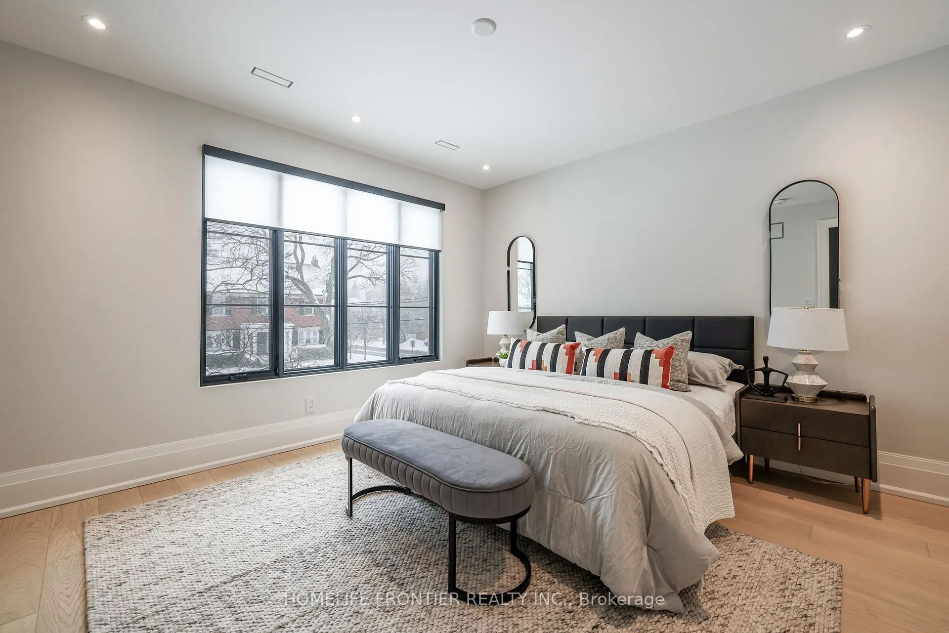 Photo 28 of 44 Alexandra Boulevard, Toronto, Lawrence Park South — HOMEH