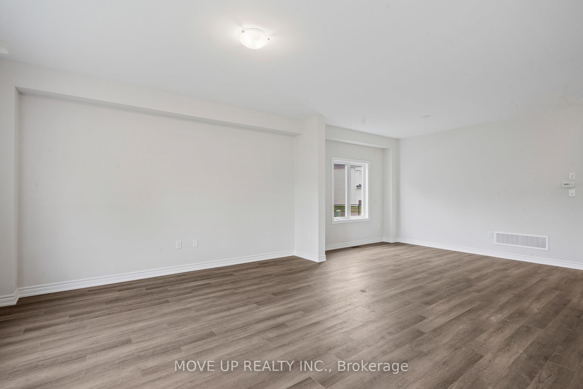 Photo 11 of 335 Beechwood Forest Lane, Gravenhurst, Muskoka (S) — HOMEH