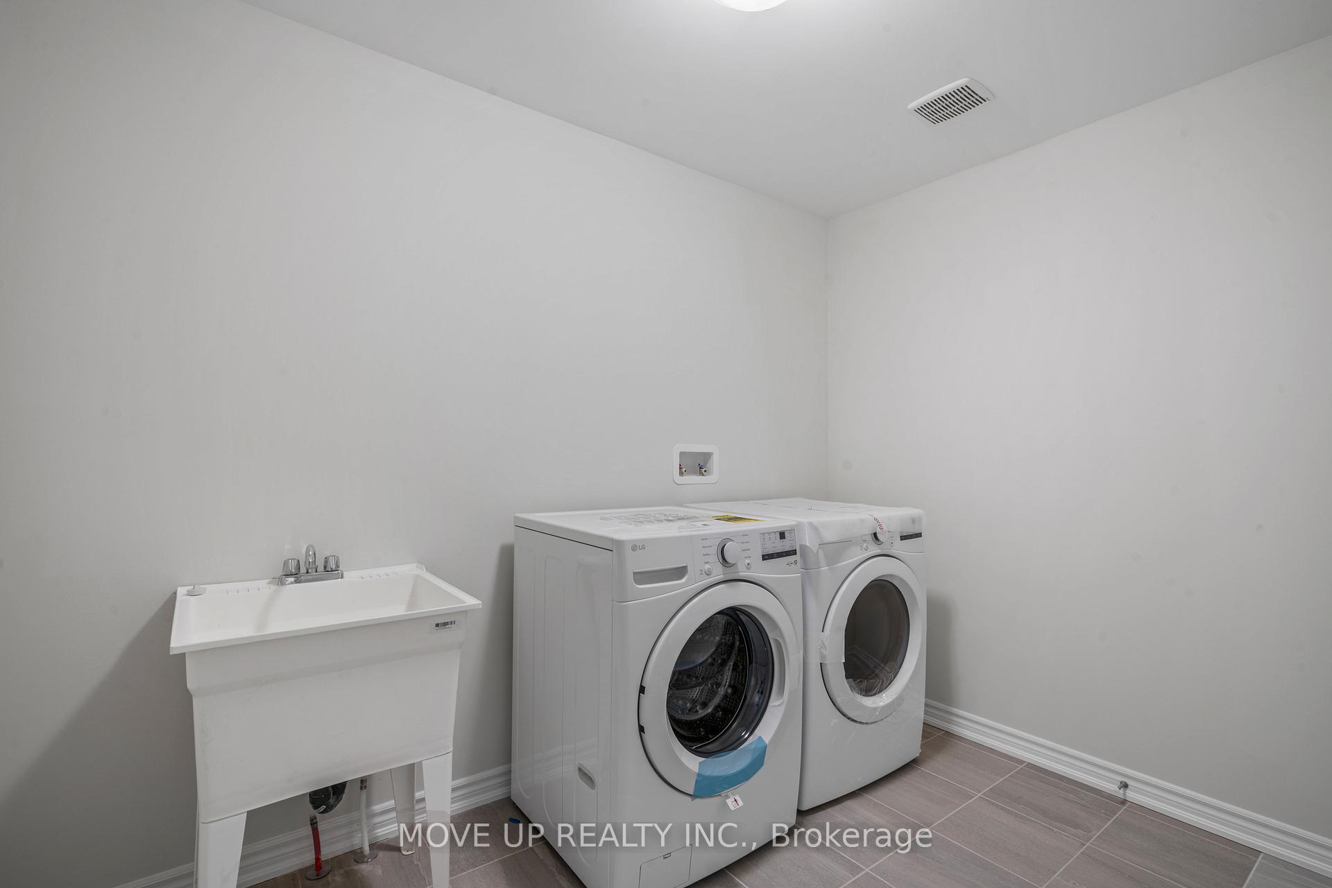 Photo 20 of 335 Beechwood Forest Lane, Gravenhurst, Muskoka (S) — HOMEH