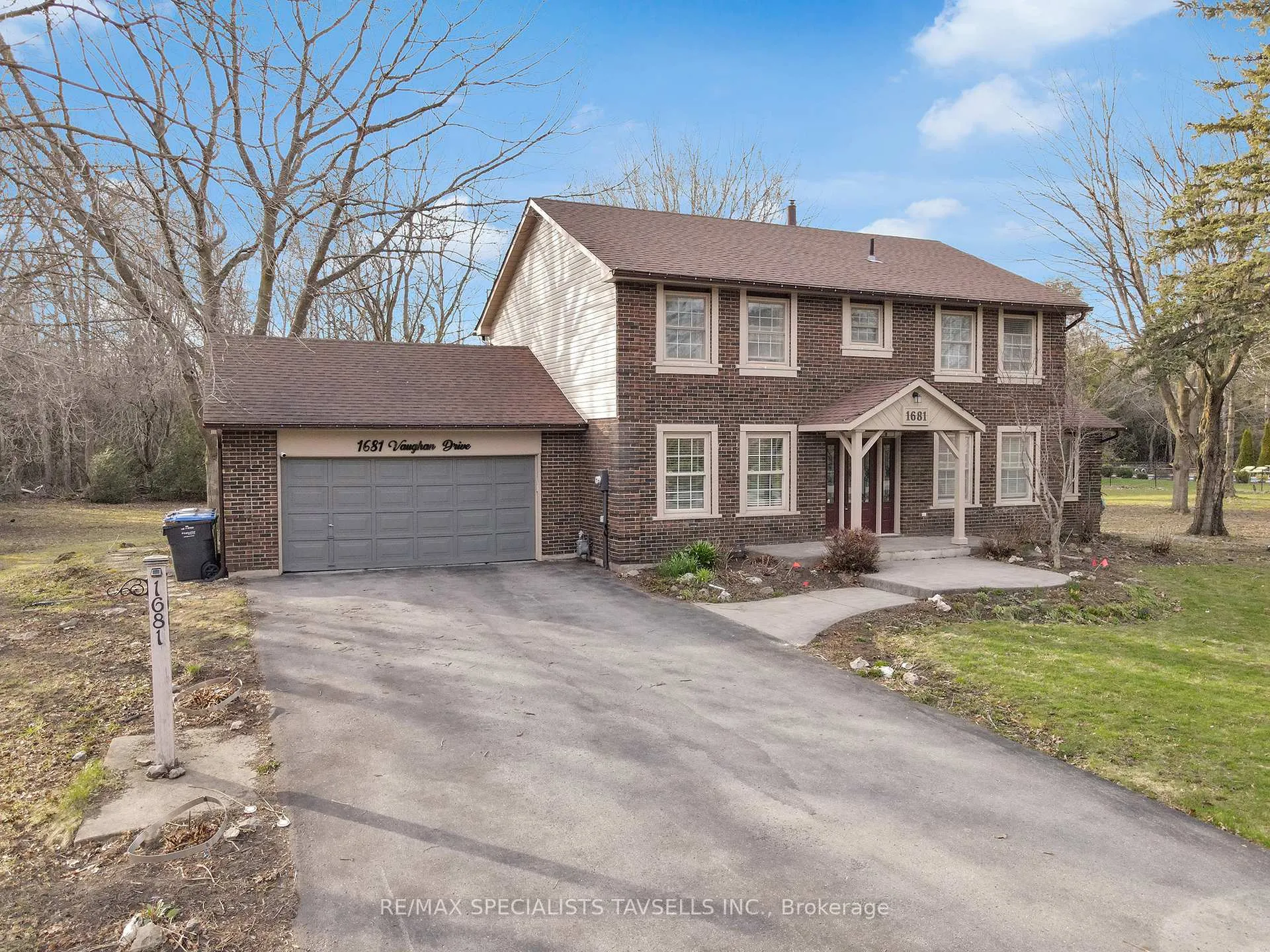 Photo 2 of 1681 Vaughan Drive, Caledon, Caledon Village — HOMEH