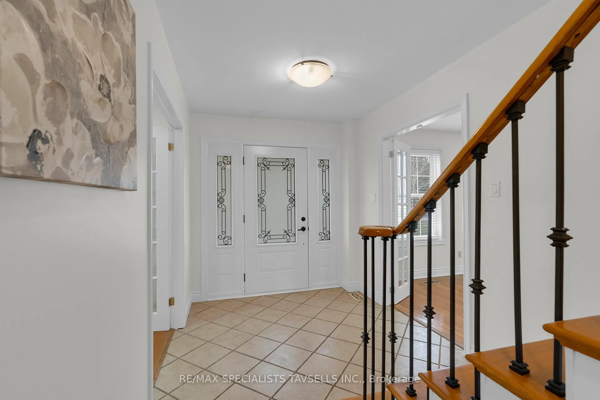 Photo 3 of 1681 Vaughan Drive, Caledon, Caledon Village — HOMEH