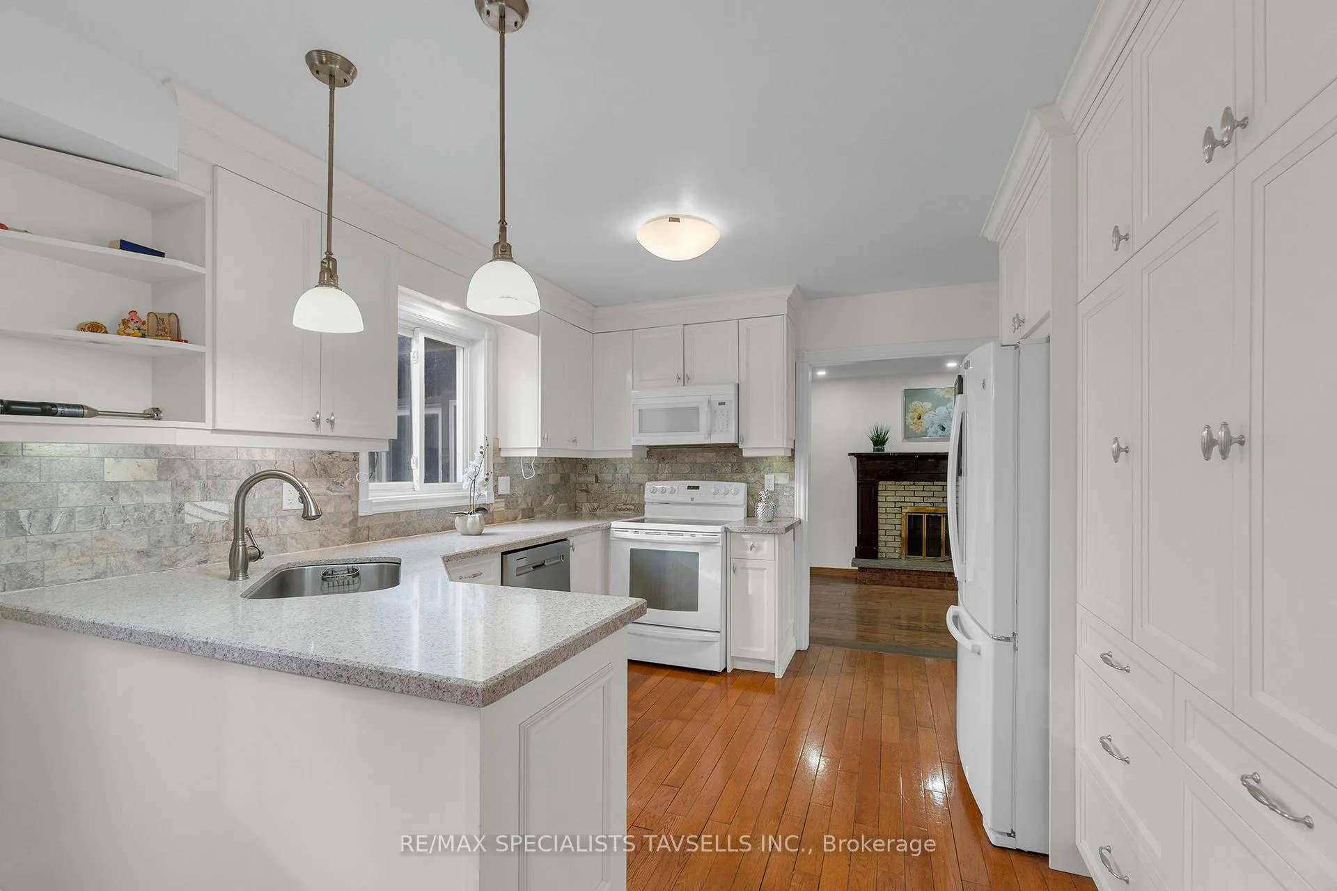 Photo 8 of 1681 Vaughan Drive, Caledon, Caledon Village — HOMEH