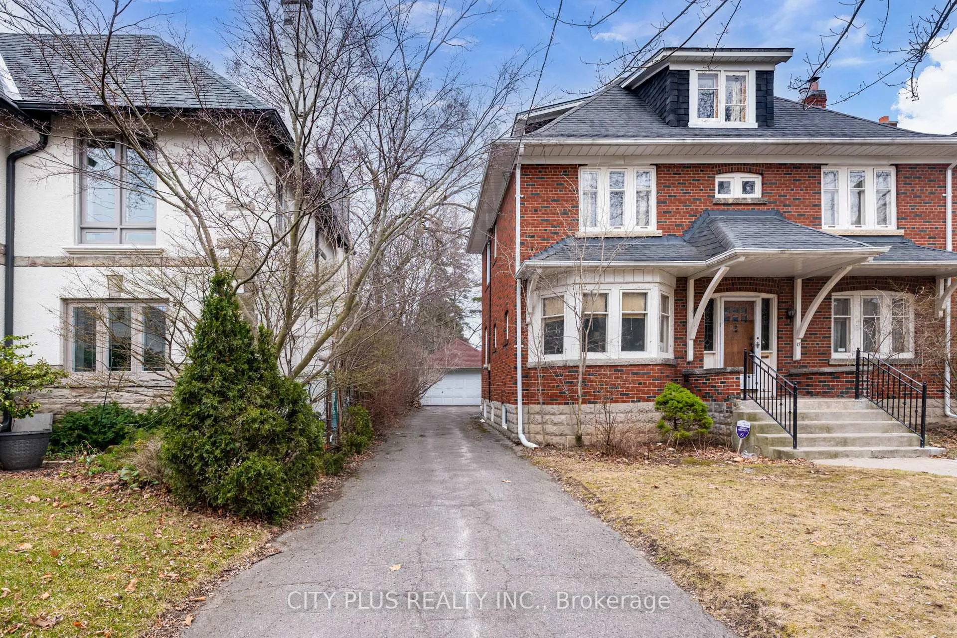 Photo 4 of 17 Strathallan Boulevard, Toronto, Lawrence Park South — HOMEH