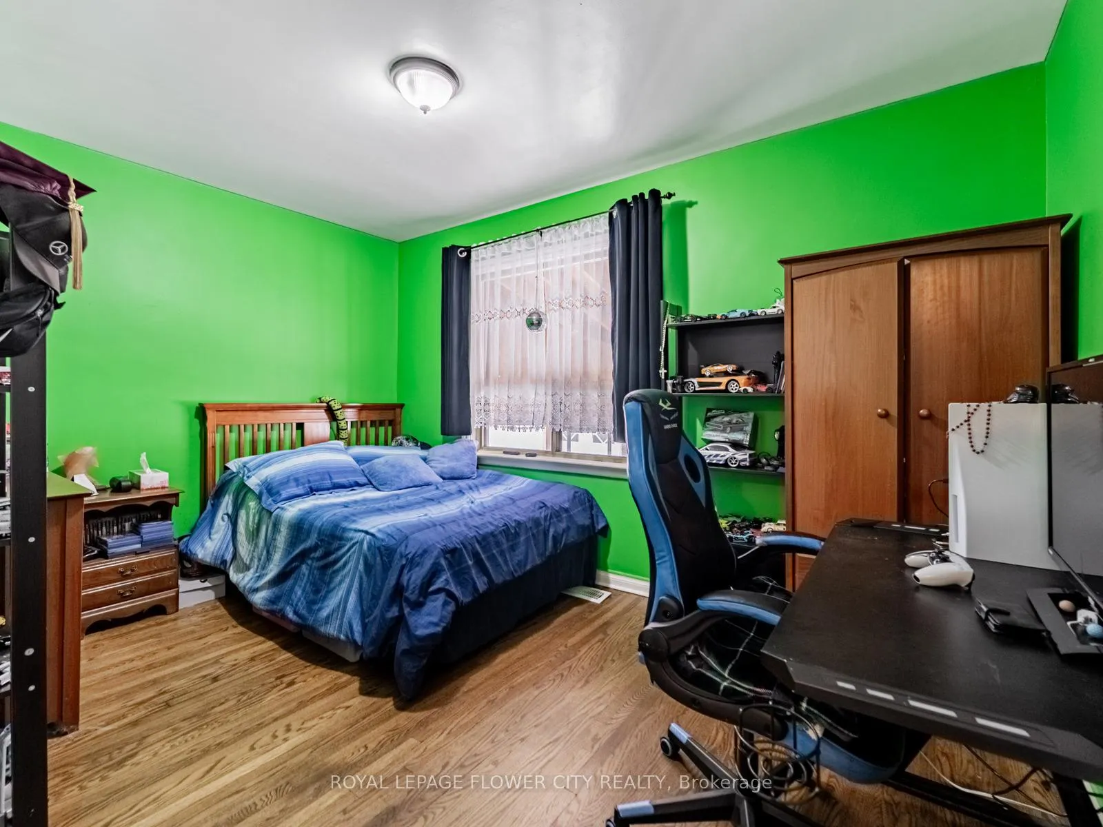 Photo 17 of 61 Wise Crescent, Hamilton, Huntington — HOMEH