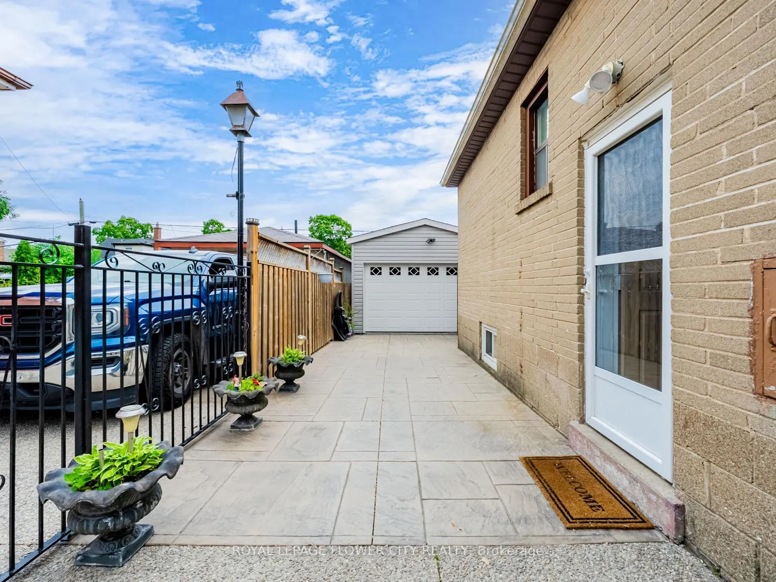 Photo 36 of 61 Wise Crescent, Hamilton, Huntington — HOMEH
