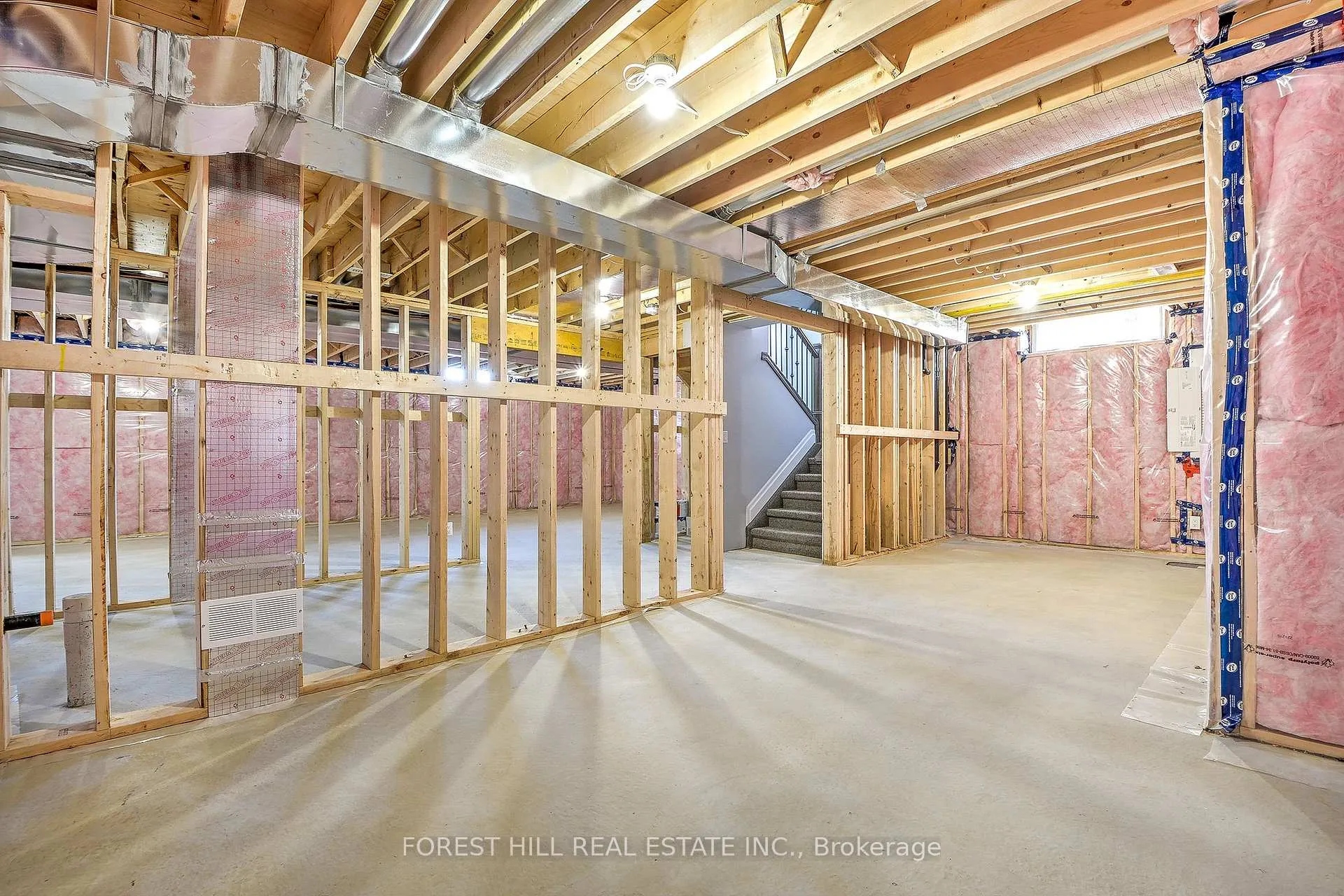 Photo 27 of 586 Orchards Crescent, Windsor — HOMEH