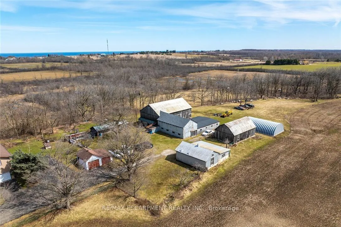 Photo 2 of 492 Second Road E, Hamilton, Rural Stoney Creek — HOMEH