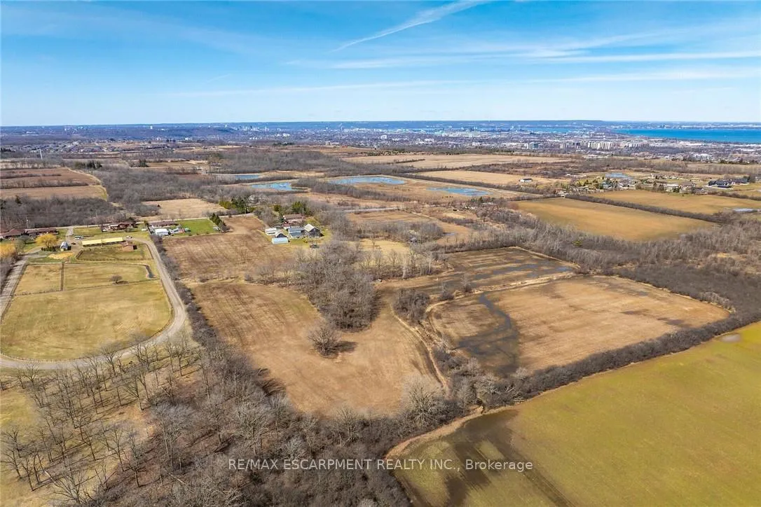 Photo 3 of 492 Second Road E, Hamilton, Rural Stoney Creek — HOMEH