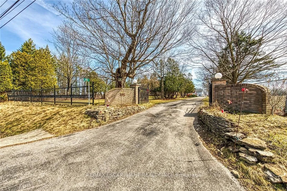 Photo 9 of 492 Second Road E, Hamilton, Rural Stoney Creek — HOMEH