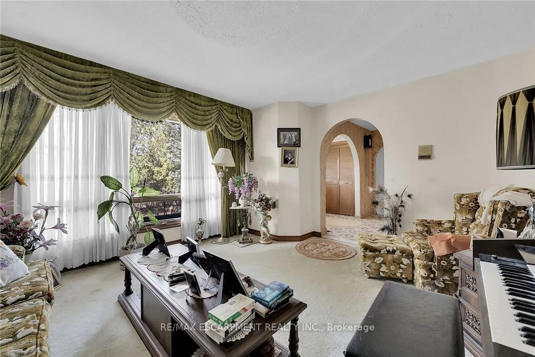 Photo 19 of 492 Second Road E, Hamilton, Rural Stoney Creek — HOMEH