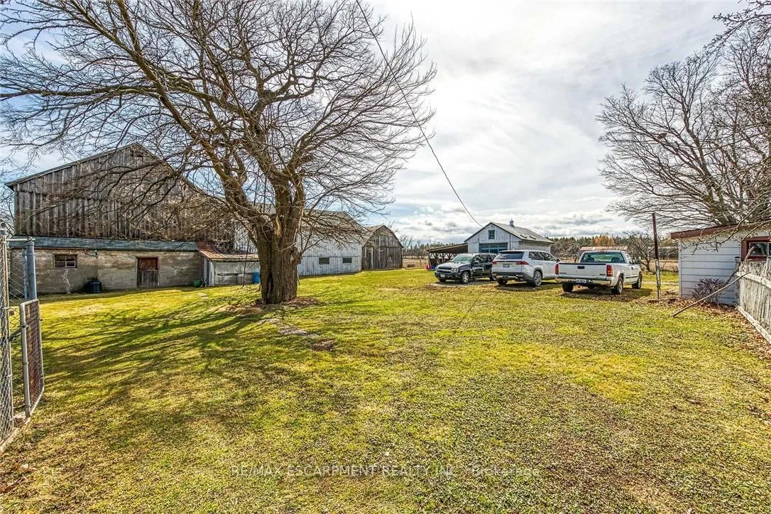 Photo 29 of 492 Second Road E, Hamilton, Rural Stoney Creek — HOMEH