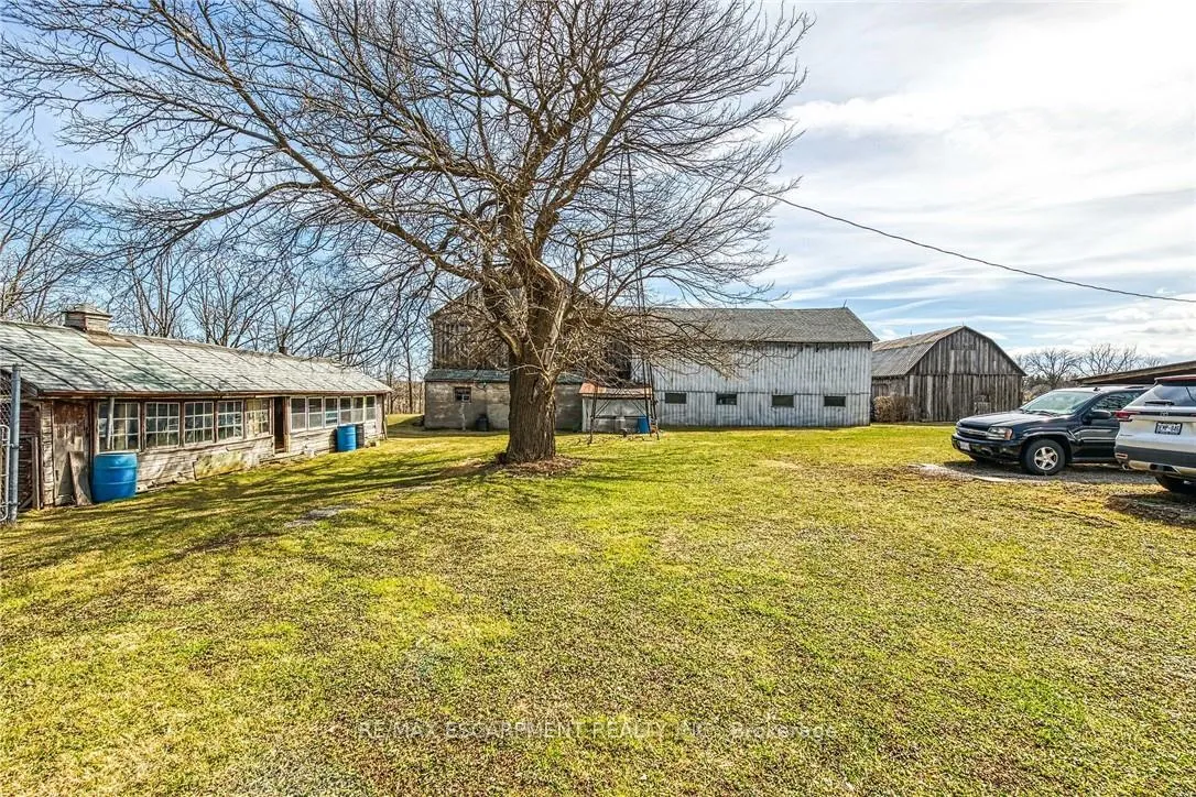 Photo 30 of 492 Second Road E, Hamilton, Rural Stoney Creek — HOMEH